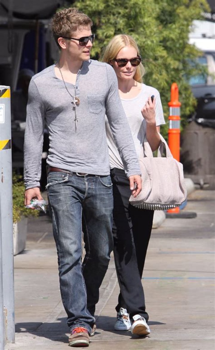 Does Matt Czuchry Have A Wife or Girlfriend and What Is His Net Worth?