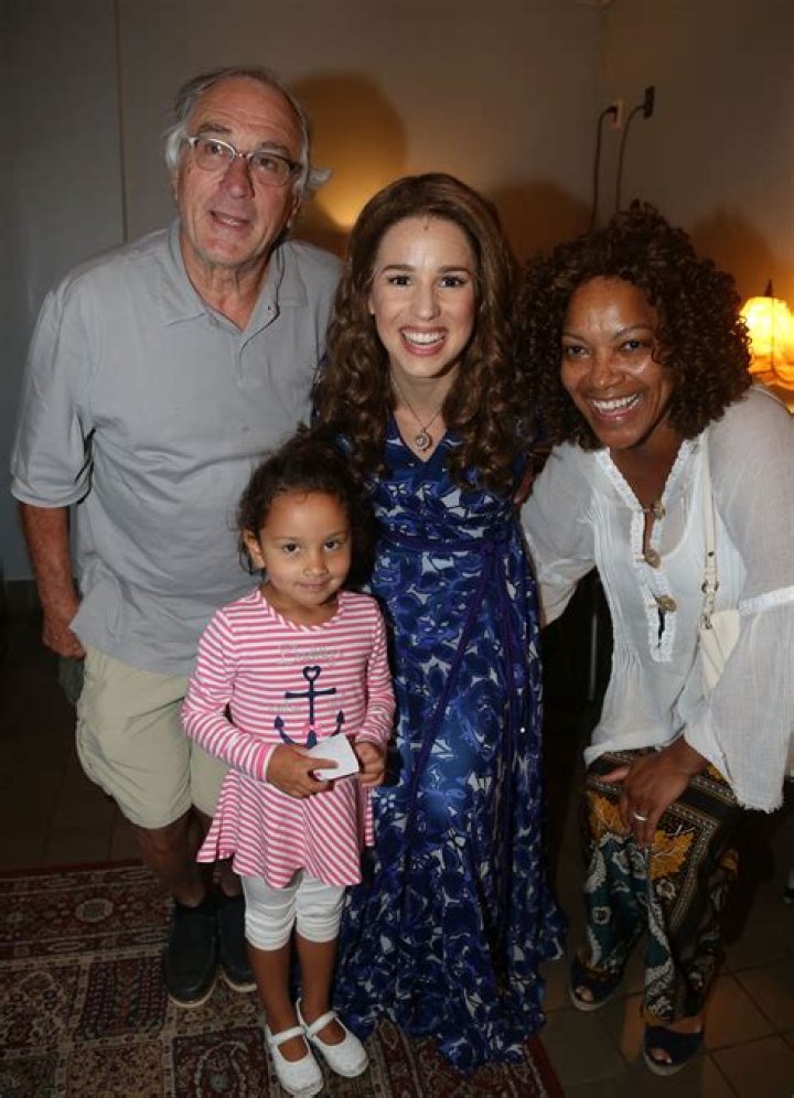 Grace Hightower, Robert De Niro Wife – Bio, Kids, Age, Net Worth