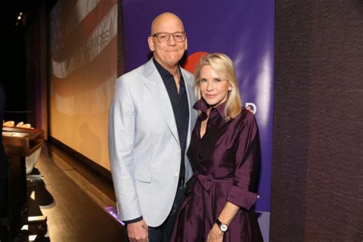 John Heilemann Bio, Wiki, Age, Wife, Children, Net worth, Salary, Cancer and Home ·